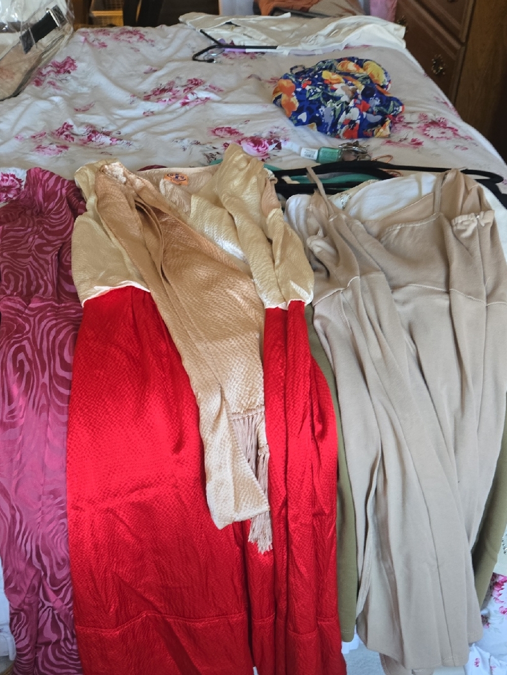 Awesome Mixed Lot Of Summer Dresses Size Small  6 Pieces Total